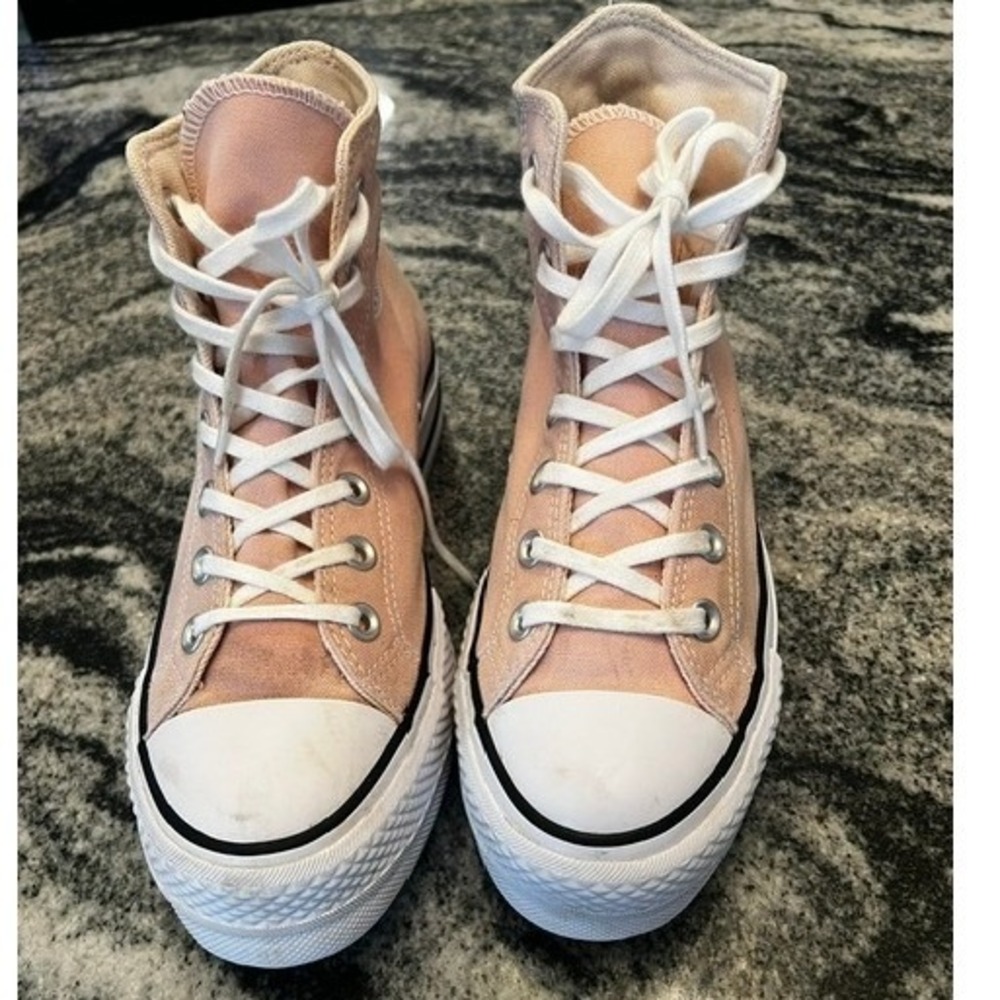 Converse Chuck Taylor Women 6.5 All Star Move Pink Platform High Top 572721C
